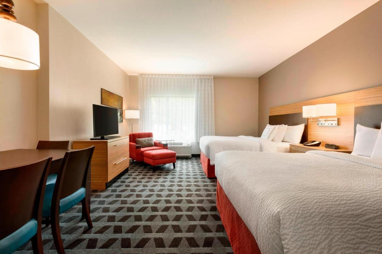 Towneplace Suites By Marriott Pittsburgh Airport/Robinson Township Eksteriør billede