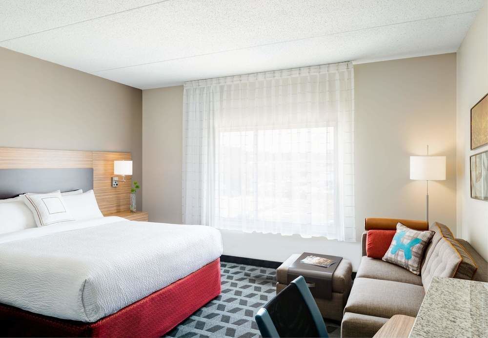 Towneplace Suites By Marriott Pittsburgh Airport/Robinson Township Eksteriør billede