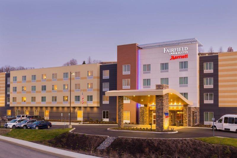 Towneplace Suites By Marriott Pittsburgh Airport/Robinson Township Eksteriør billede