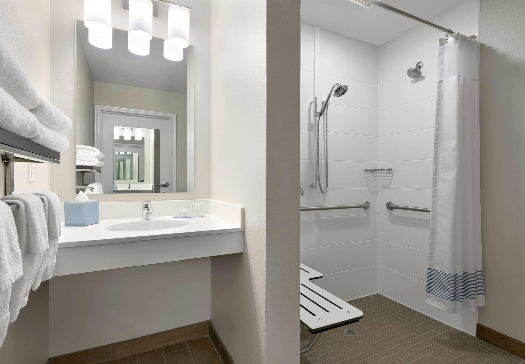 Towneplace Suites By Marriott Pittsburgh Airport/Robinson Township Eksteriør billede