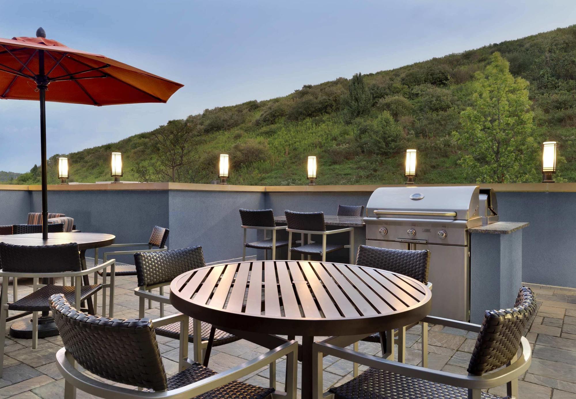 Towneplace Suites By Marriott Pittsburgh Airport/Robinson Township Eksteriør billede